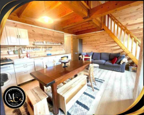 Superbe T3, Mezzanine hypercentre station Allos